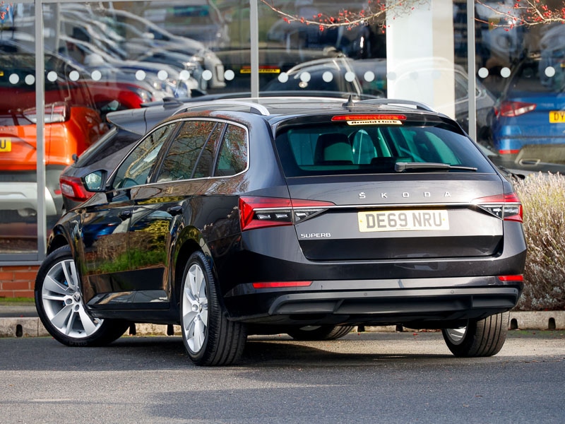 Used Skoda Superb 2019 for sale - 76732063: Photo 3