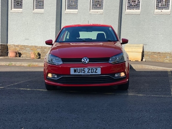 Used Volkswagen Polo 2015 for sale - 79585352: Photo