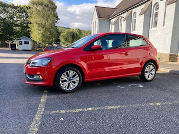 Used Volkswagen Polo 2015 for sale - 79585352: Photo