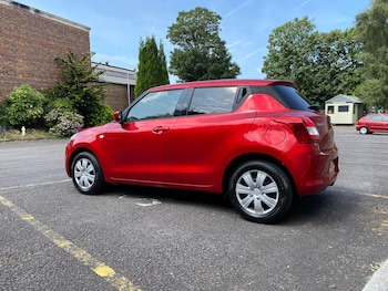 Used Suzuki Swift 2018 for sale - 79299619: Photo