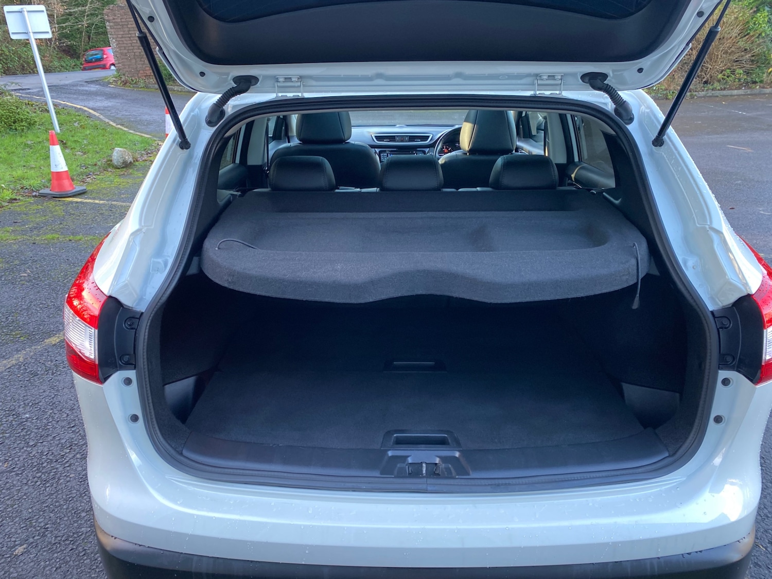 Used Nissan Qashqai 2017 for sale - 77012105: Photo 17