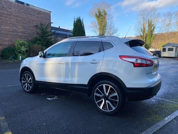 Used Nissan Qashqai 2017 for sale - 77012105: Photo