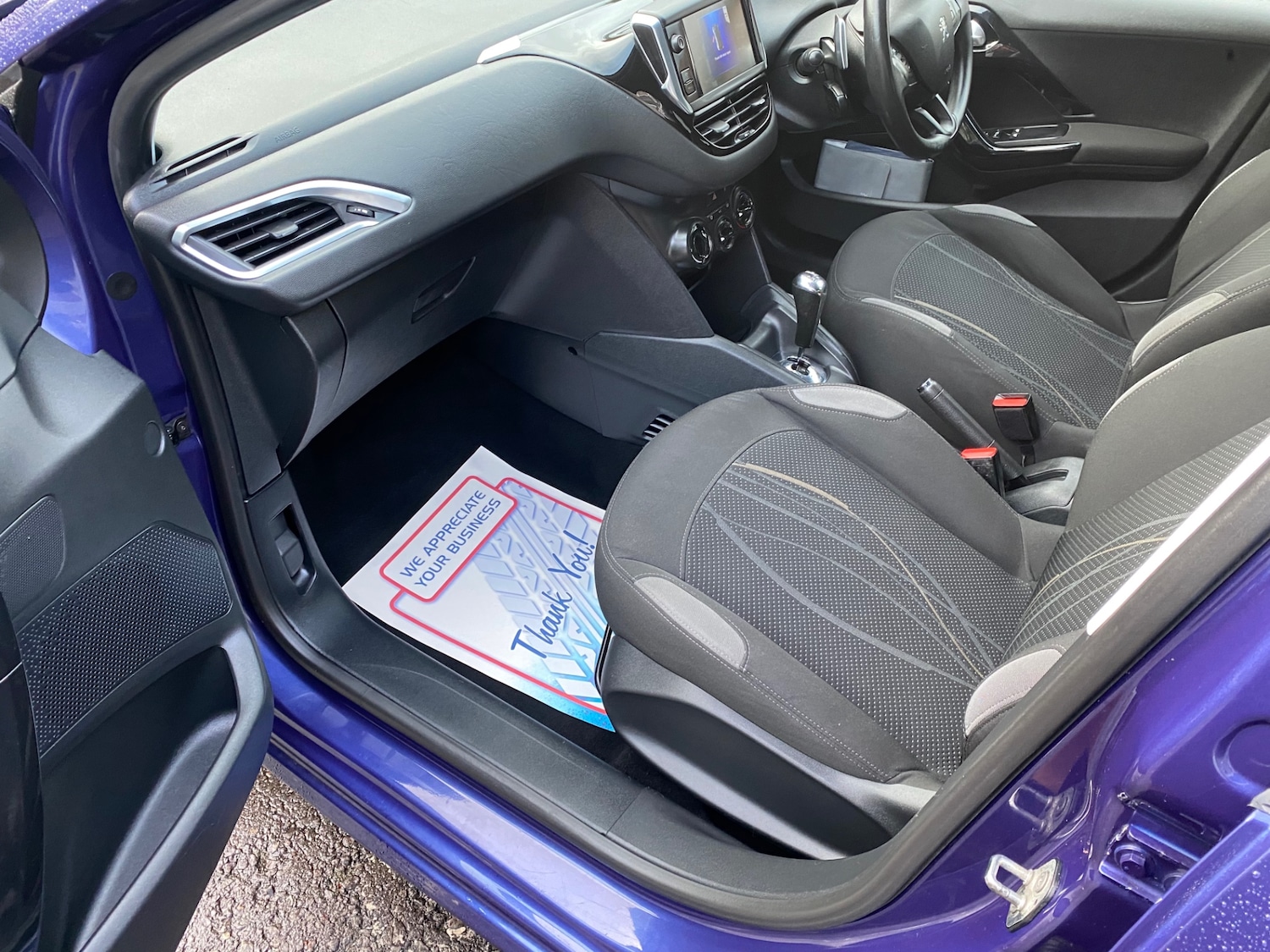 Used Peugeot 208 2012 for sale - 77300784: Photo 12