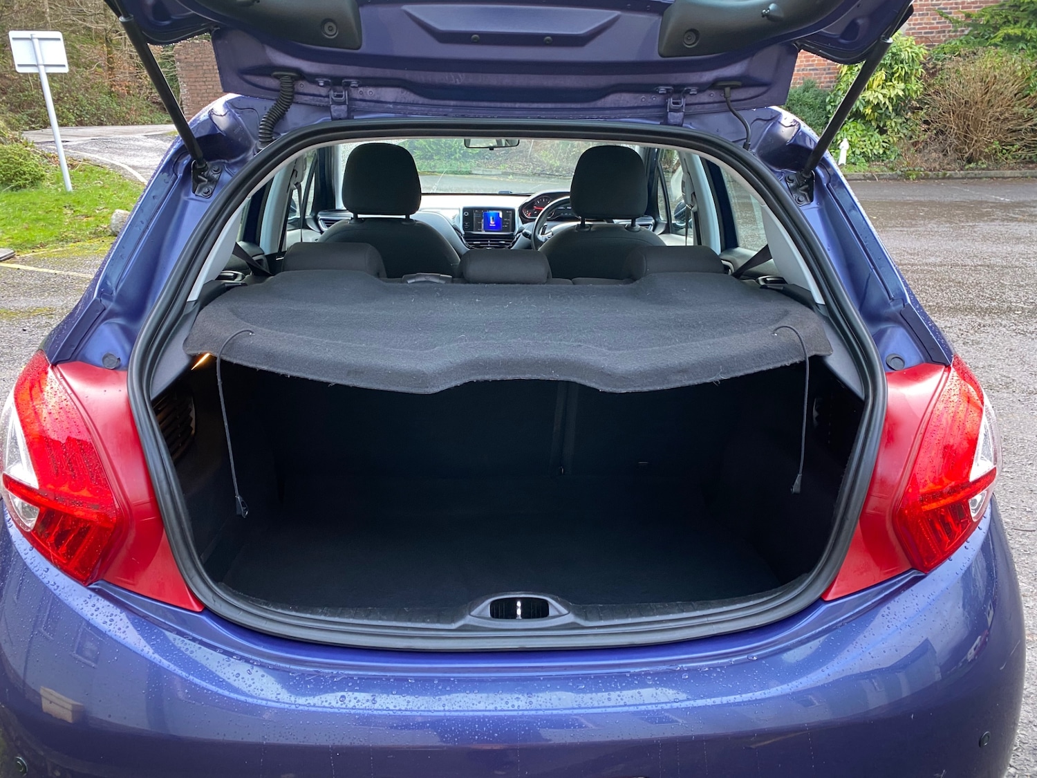 Used Peugeot 208 2012 for sale - 77300784: Photo 17