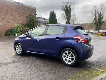 Used Peugeot 208 2012 for sale - 77300784: Photo