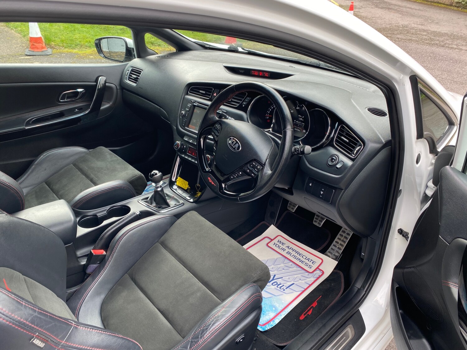 Used Kia Pro Ceed 2014 for sale - 77760650: Photo 10