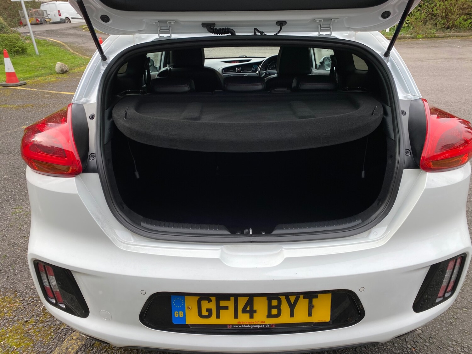 Used Kia Pro Ceed 2014 for sale - 77760650: Photo 18