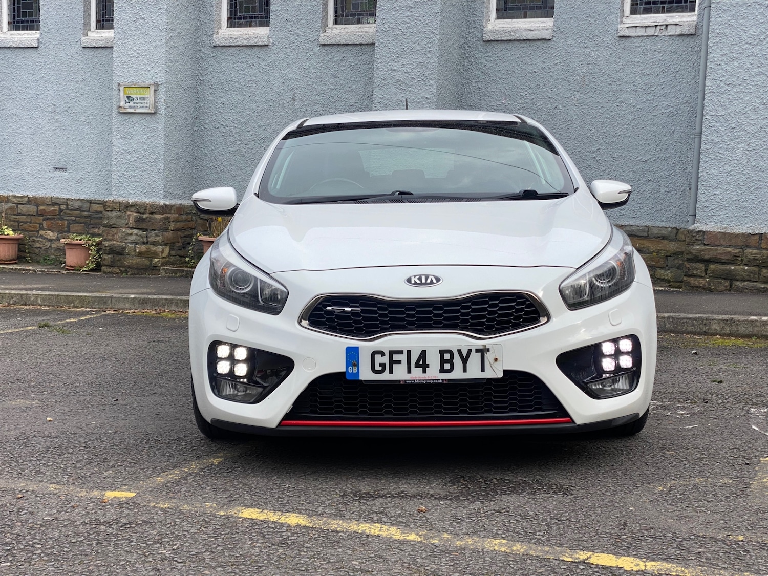 Used Kia Pro Ceed 2014 for sale - 77760650: Photo 2