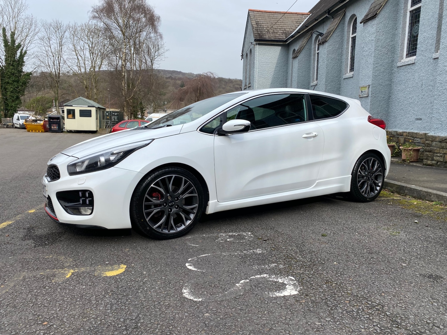 Used Kia Pro Ceed 2014 for sale - 77760650: Photo 4