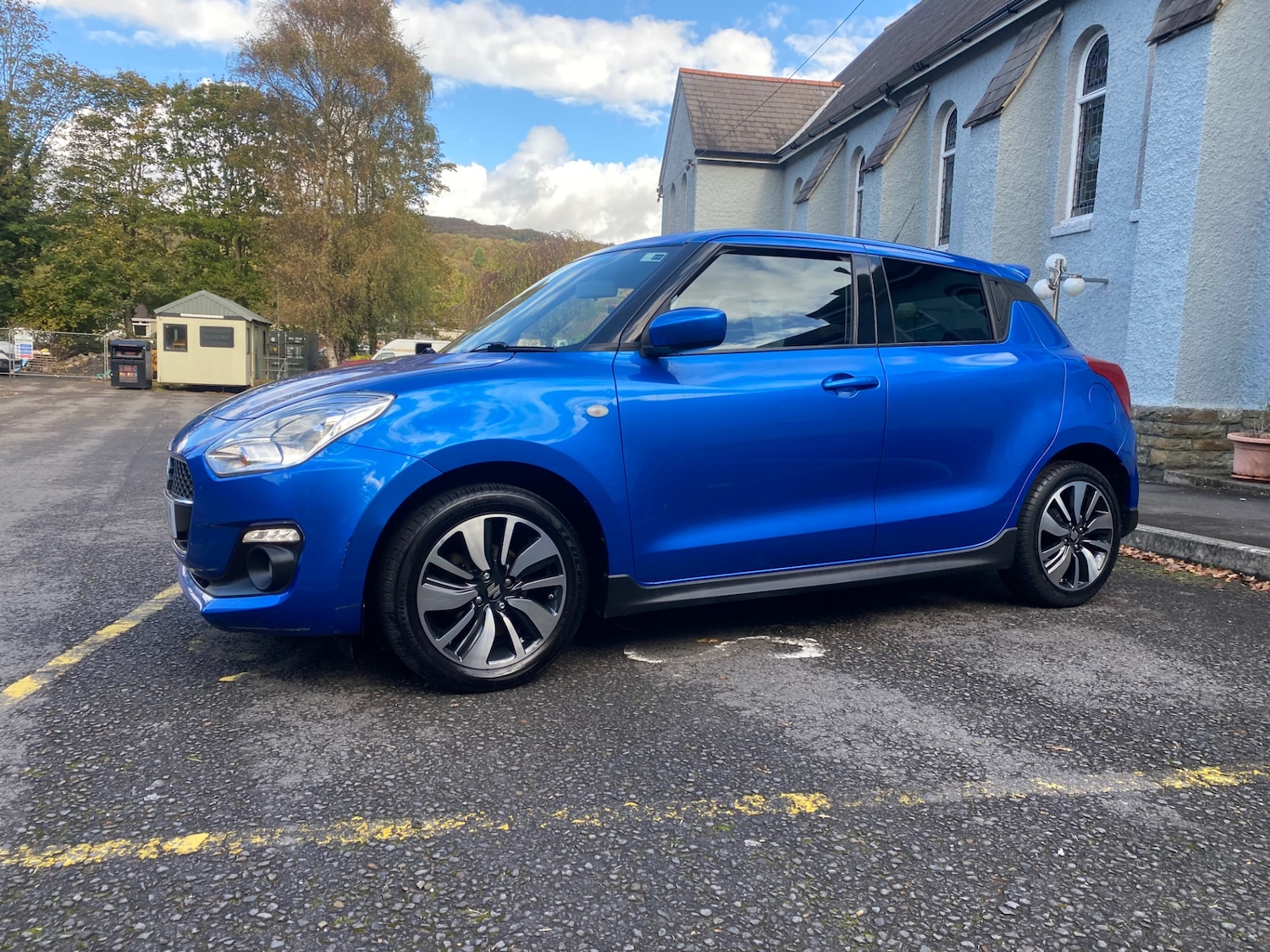 Used Suzuki Swift 2019 for sale - 76340789: Photo 2