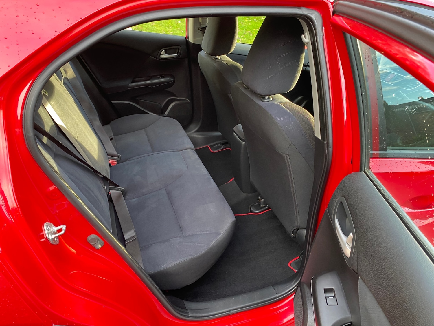 Used Honda Civic 2014 for sale - 76383035: Photo 10