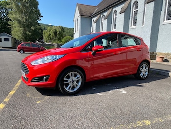 Used Ford Fiesta 2015 for sale - 79210871: Photo