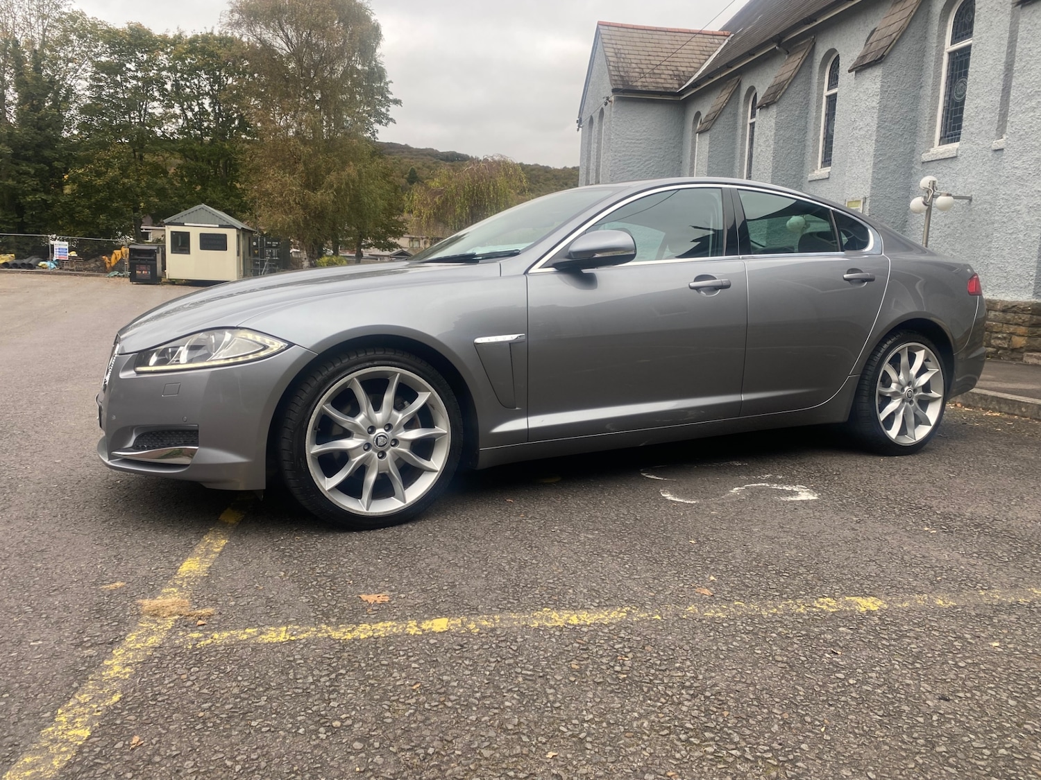 Used Jaguar XF 2012 for sale - 76290196: Photo 3