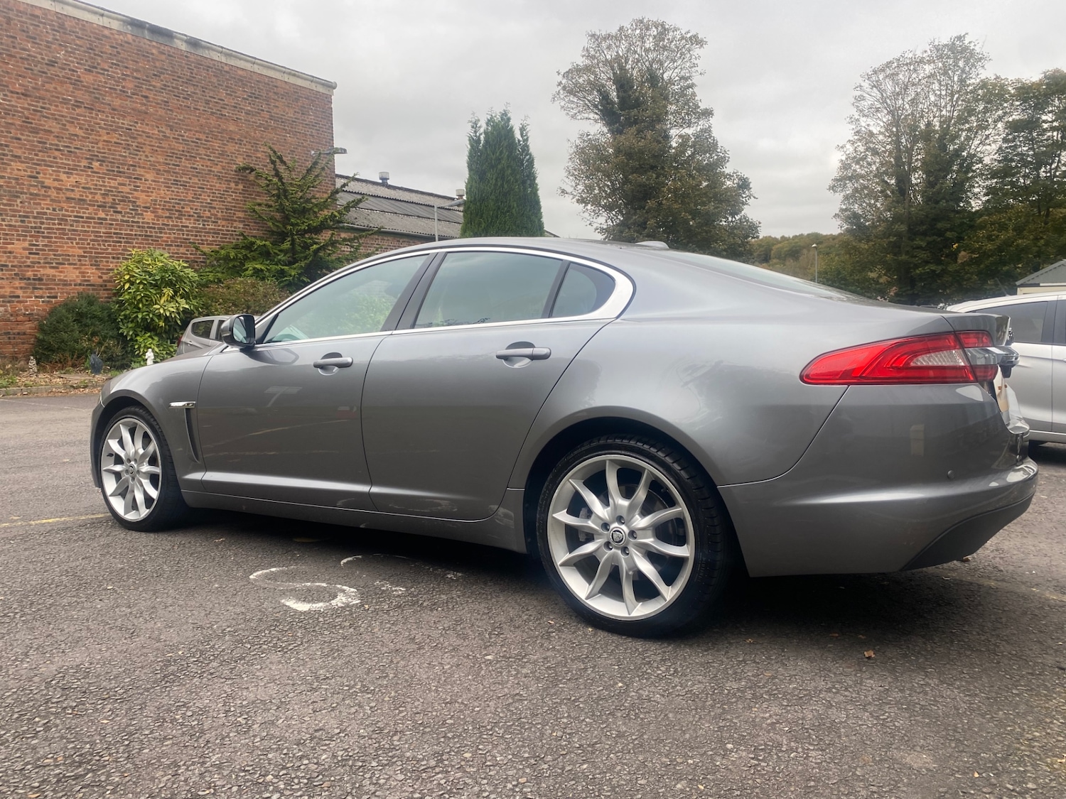 Used Jaguar XF 2012 for sale - 76290196: Photo 4