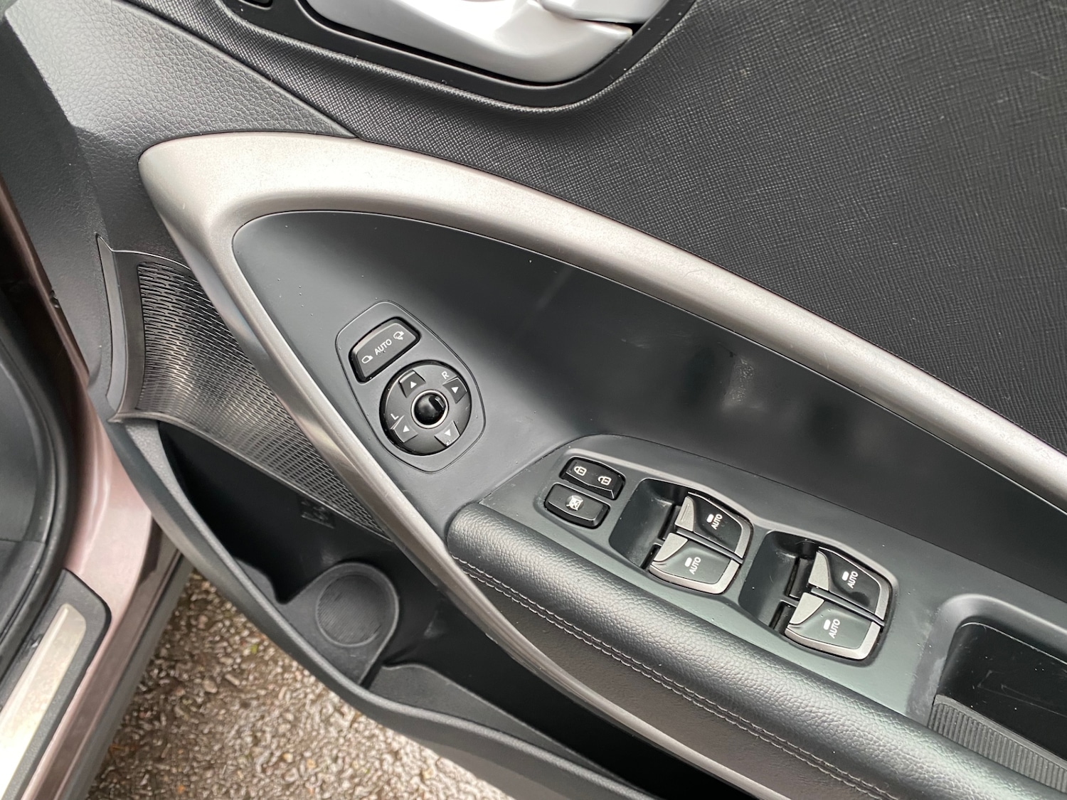 Used Hyundai Santa Fe 2015 for sale - 77476447: Photo 15