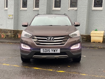 Used Hyundai Santa Fe 2015 for sale - 77476447: Photo