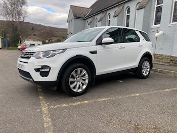 Used Land Rover Discovery Sport 2015 for sale - 76046934: Photo 3