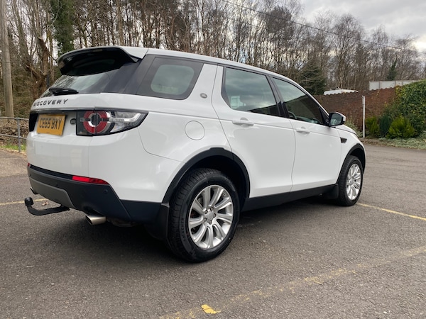 Used Land Rover Discovery Sport 2015 for sale - 76046934: Photo 6