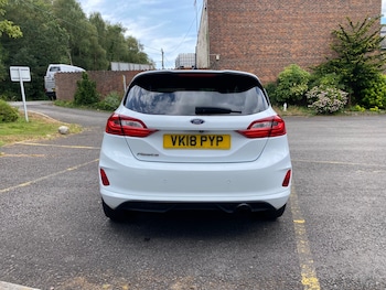 Used Ford Fiesta 2018 for sale - 79393085: Photo