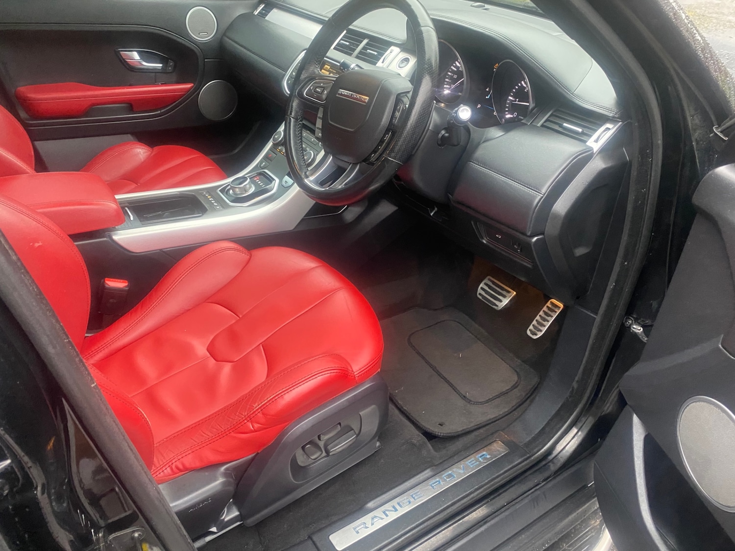 Used Land Rover Range Rover Evoque 2012 for sale - 76750586: Photo 10