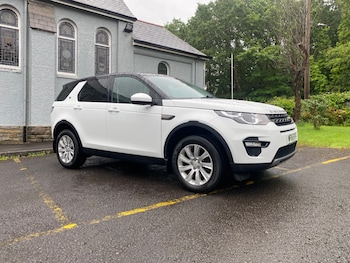 Used Land Rover Discovery Sport 2016 for sale - 78953800: Photo