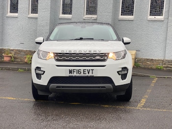 Used Land Rover Discovery Sport 2016 for sale - 78953800: Photo