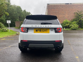 Used Land Rover Discovery Sport 2016 for sale - 78953800: Photo