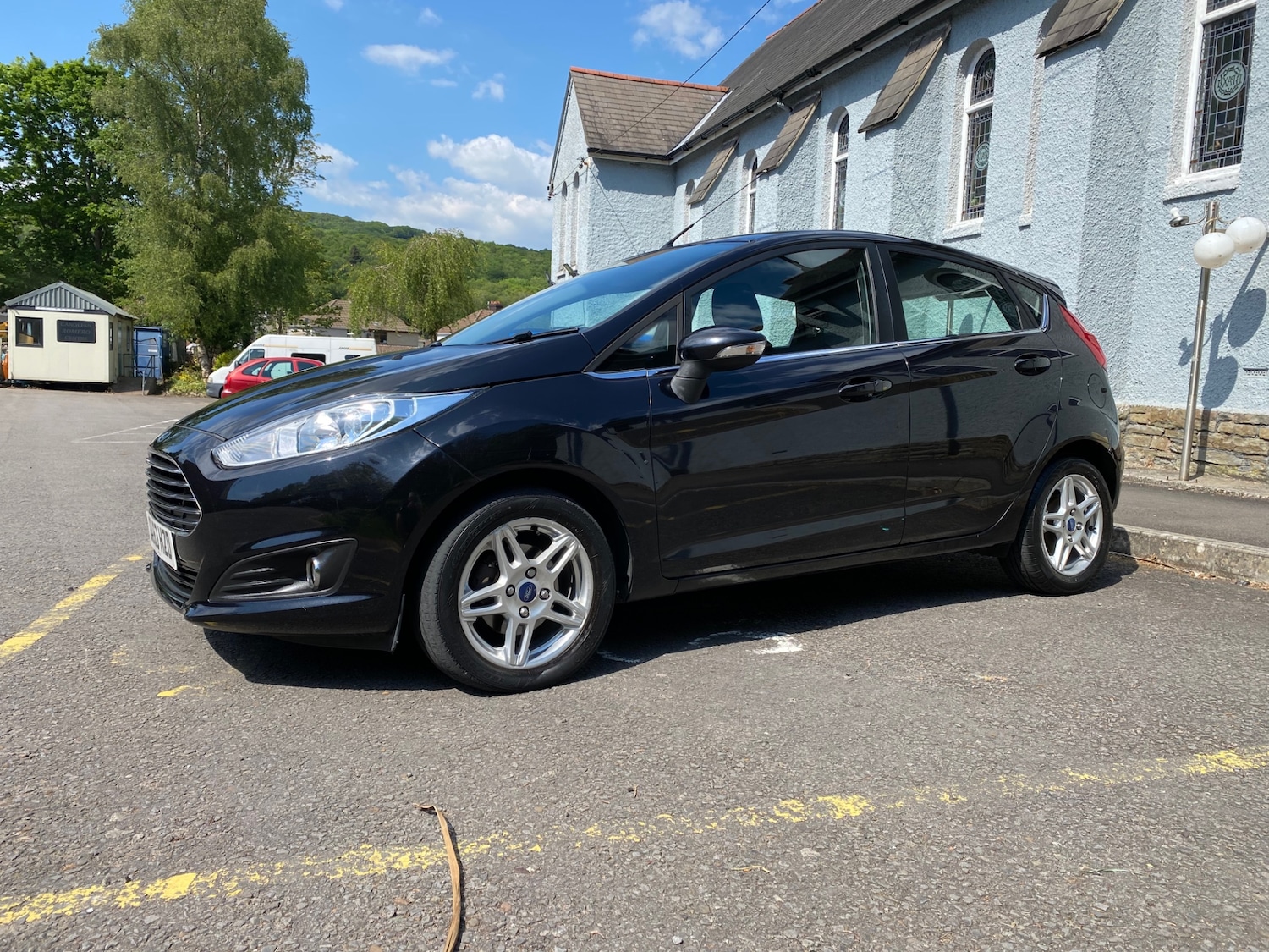 Used Ford Fiesta 2014 for sale - 76232680: Photo 3