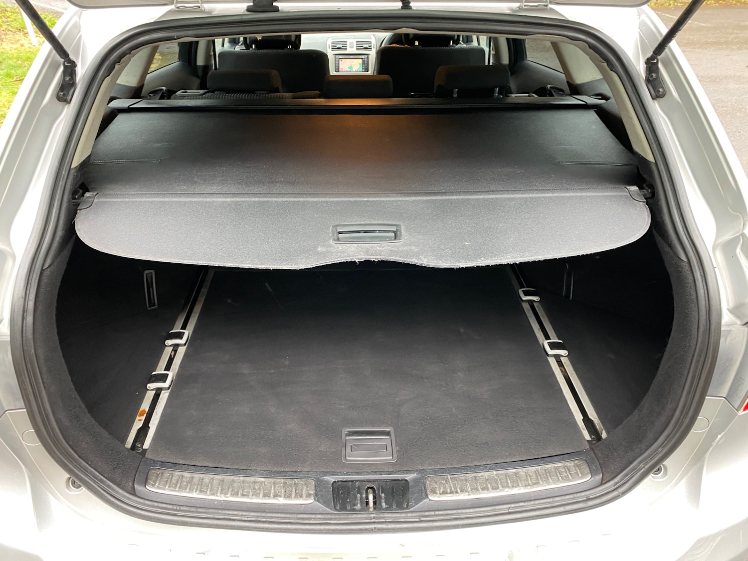 Used Toyota Avensis 2011 for sale - 77420729: Photo 15