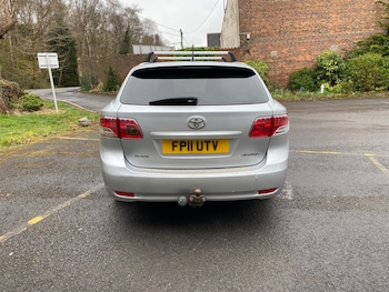 Used Toyota Avensis 2011 for sale - 77420729: Photo