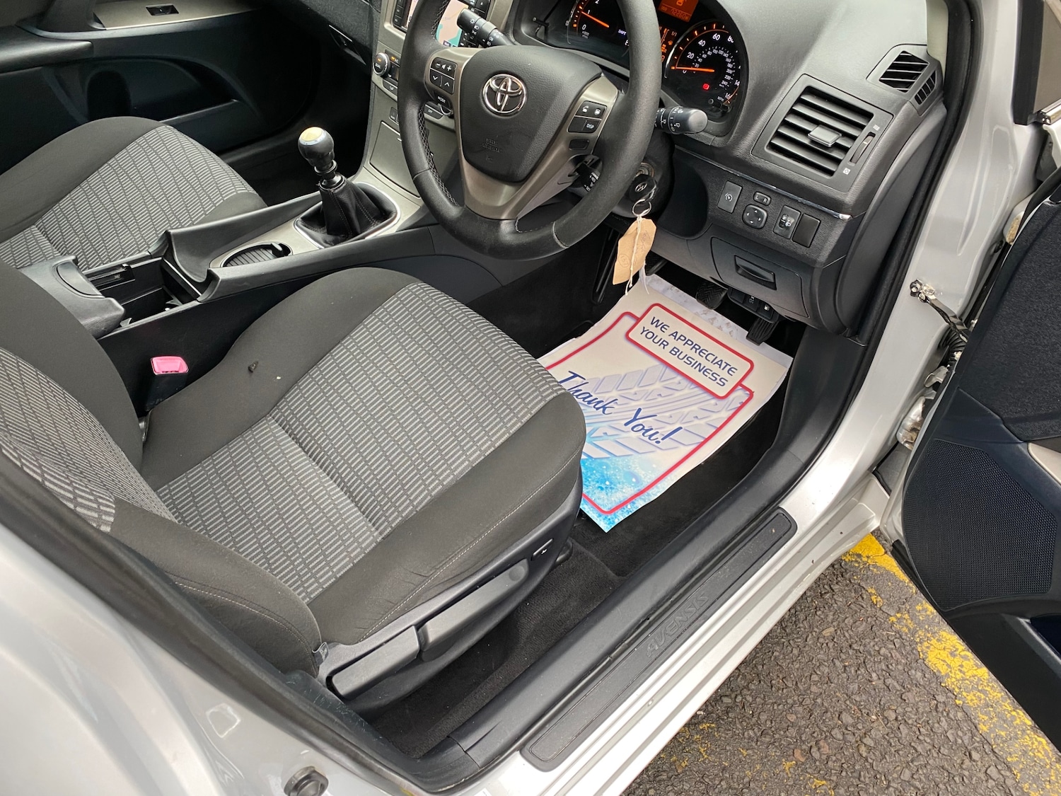 Used Toyota Avensis 2011 for sale - 77420729: Photo 9