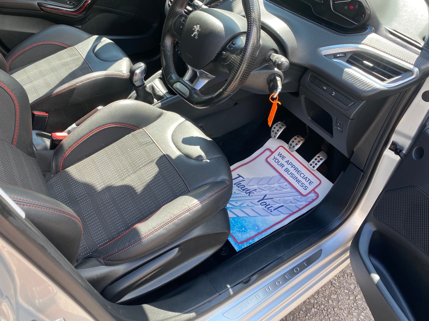 Used Peugeot 208 2018 for sale - 77570392: Photo 10