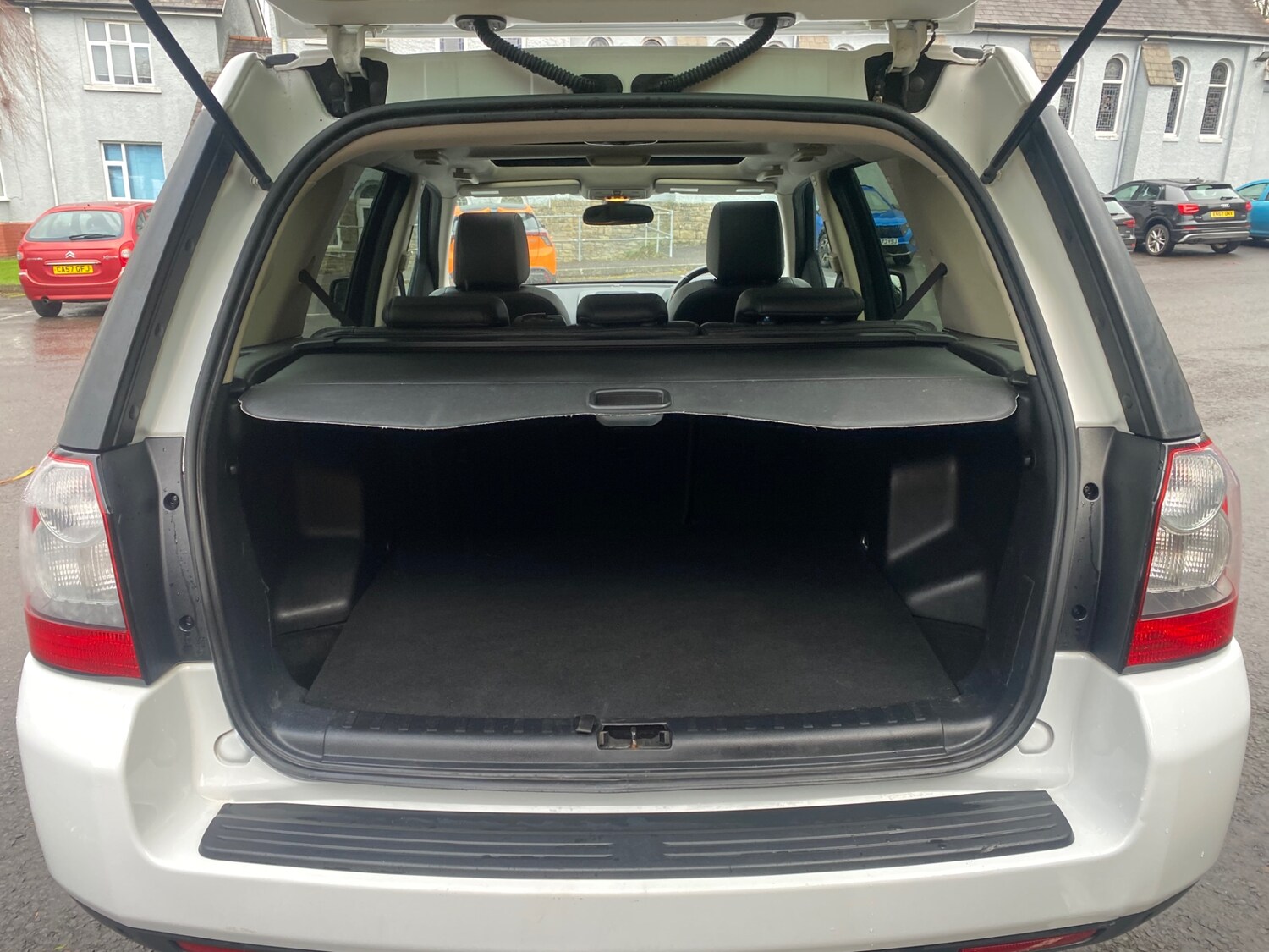 Used Land Rover Freelander 2010 for sale - 77453791: Photo 17