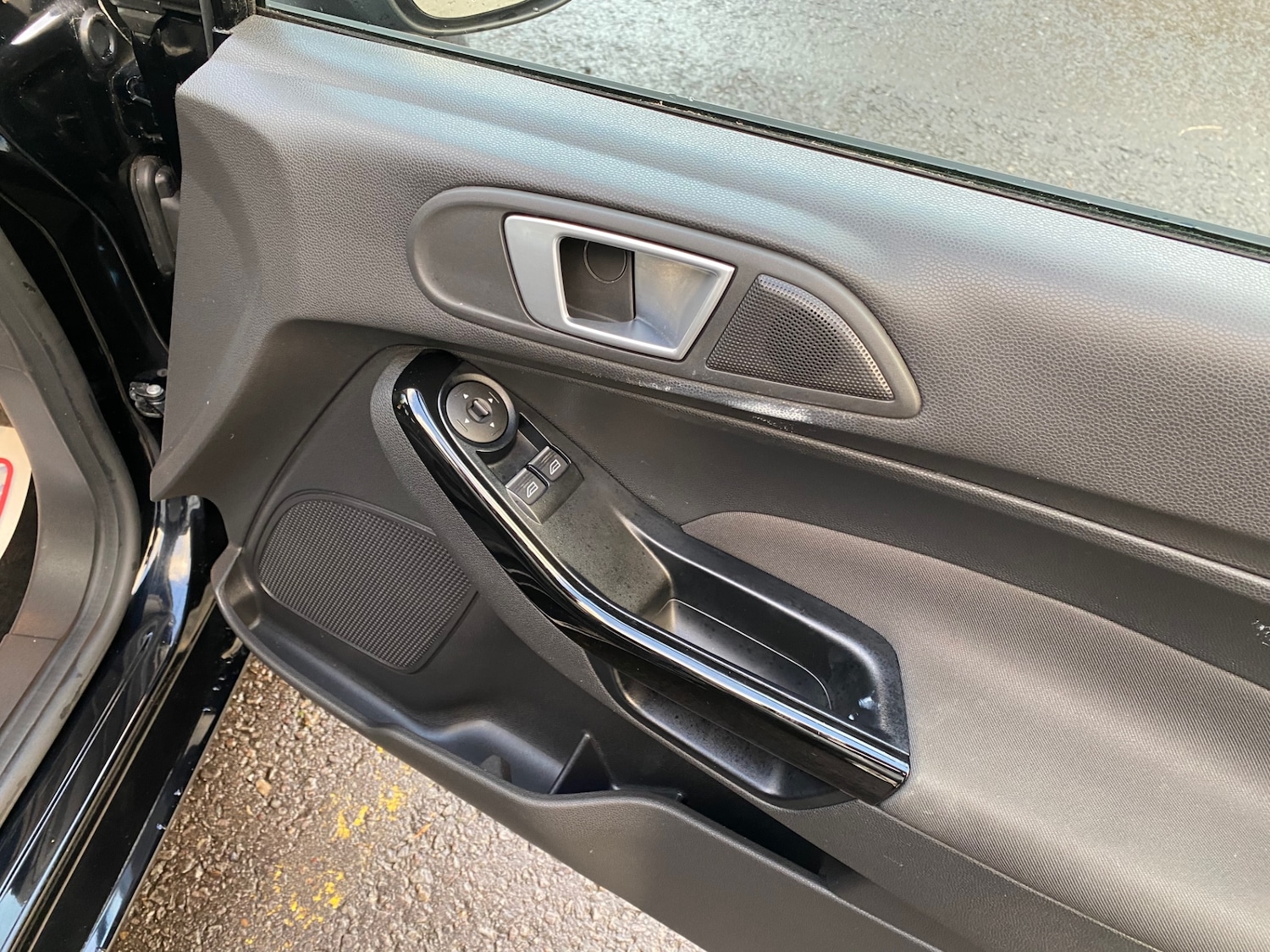 Used Ford Fiesta 2017 for sale - 77536139: Photo 15