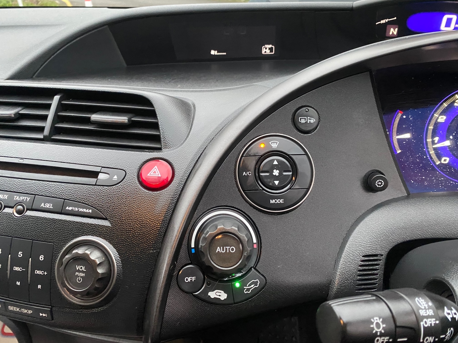 Used Honda Civic 2009 for sale - 77198517: Photo 15