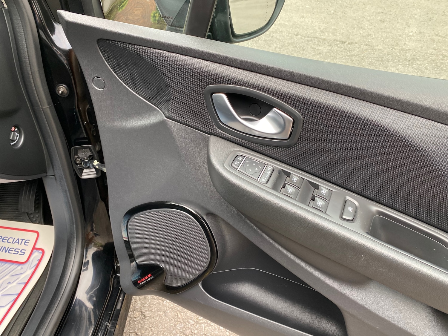 Used Renault Clio 2018 for sale - 77662314: Photo 15