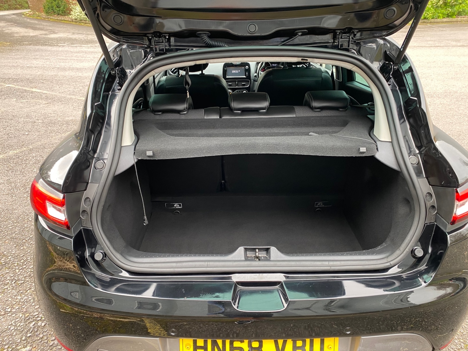 Used Renault Clio 2018 for sale - 77662314: Photo 17