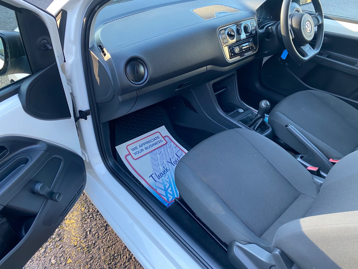 Used Volkswagen up! 2014 for sale - 76218946: Photo 11