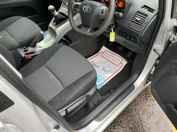 Used Toyota Auris 2010 for sale - 76244628: Photo 10