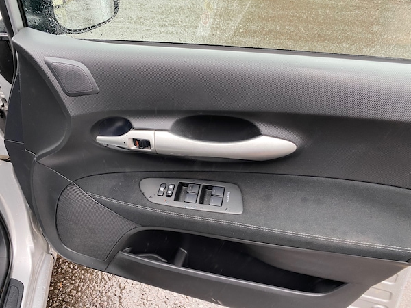 Used Toyota Auris 2010 for sale - 76244628: Photo 15