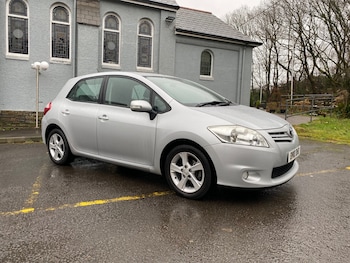Used Toyota Auris 2010 for sale - 76244628: Photo