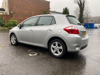 Used Toyota Auris 2010 for sale - 76244628: Photo