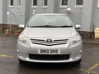 Used Toyota Auris 2010 for sale - 76244628: Photo