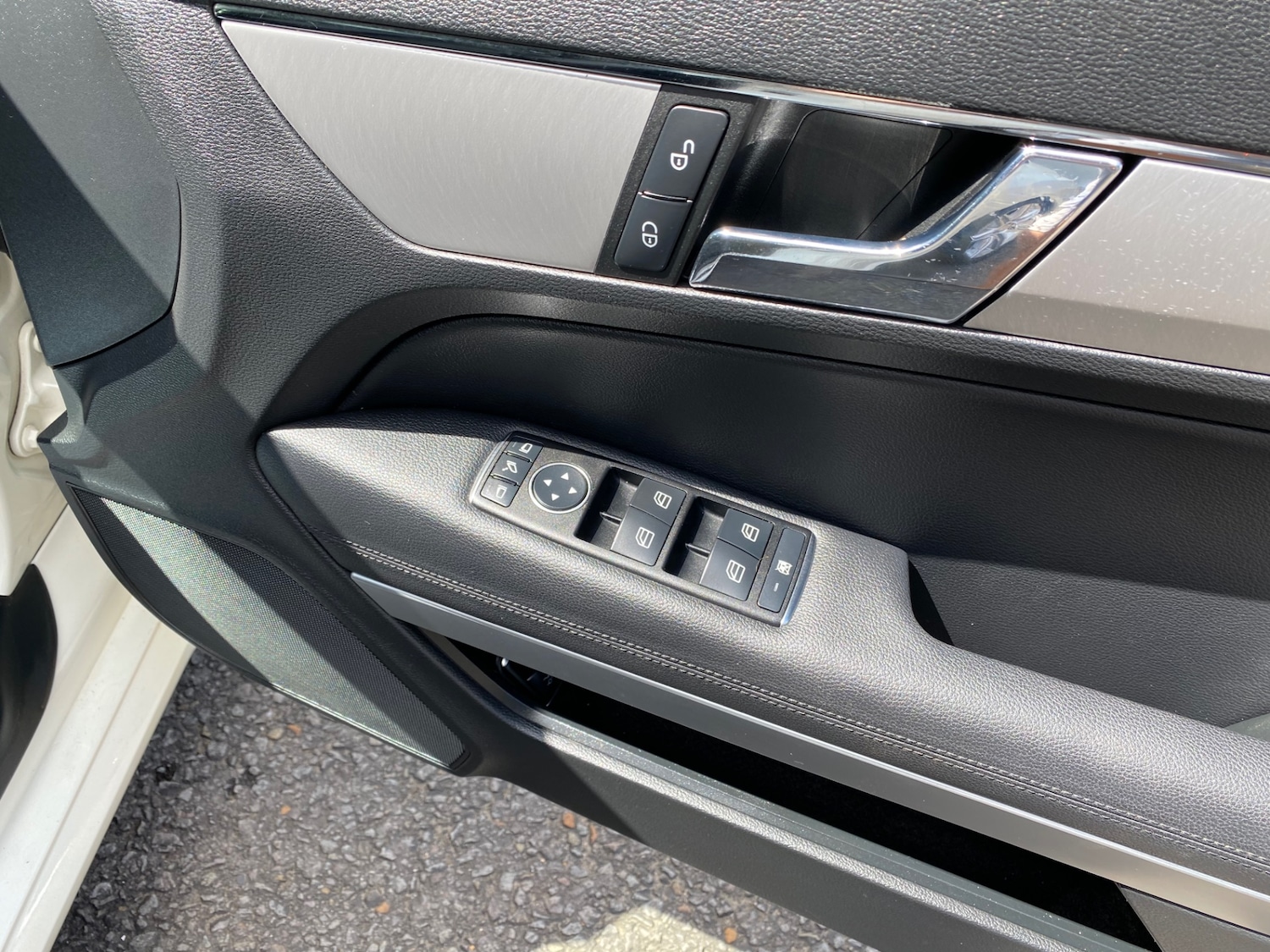 Used Mercedes-Benz E Class 2012 for sale - 77233974: Photo 18