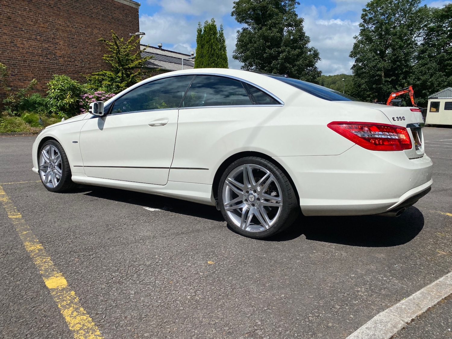Used Mercedes-Benz E Class 2012 for sale - 77233974: Photo 3