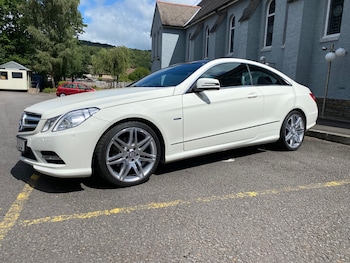 Used Mercedes-Benz E Class 2012 for sale - 77233974: Photo