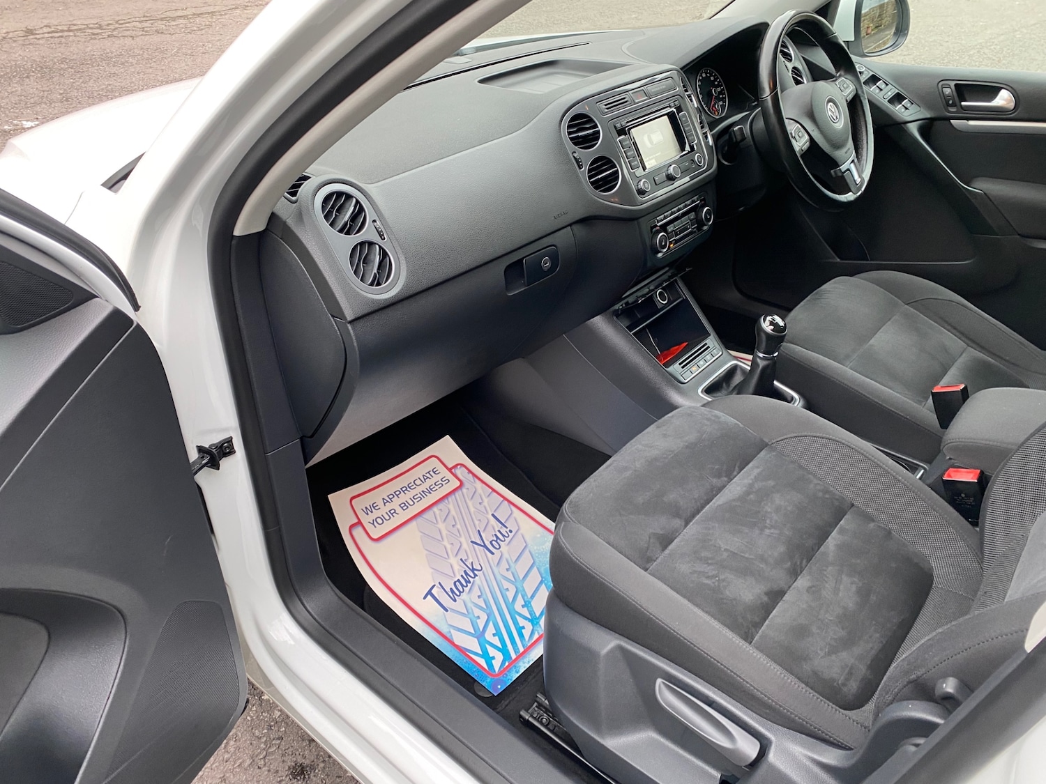 Used Volkswagen Tiguan 2015 for sale - 77418412: Photo 12