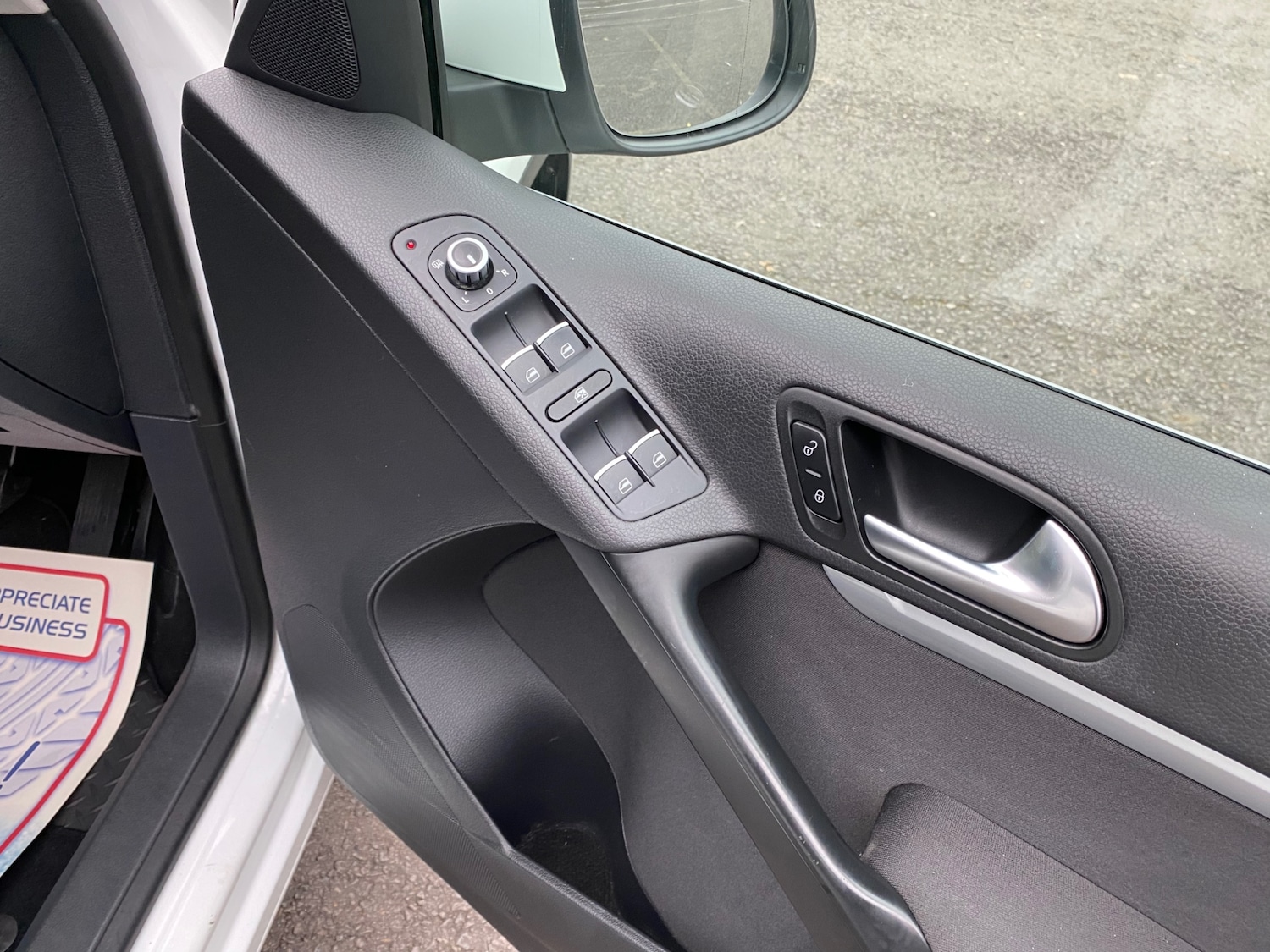 Used Volkswagen Tiguan 2015 for sale - 77418412: Photo 17