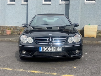 Used Mercedes-Benz CLK 2009 for sale - 77890090: Photo