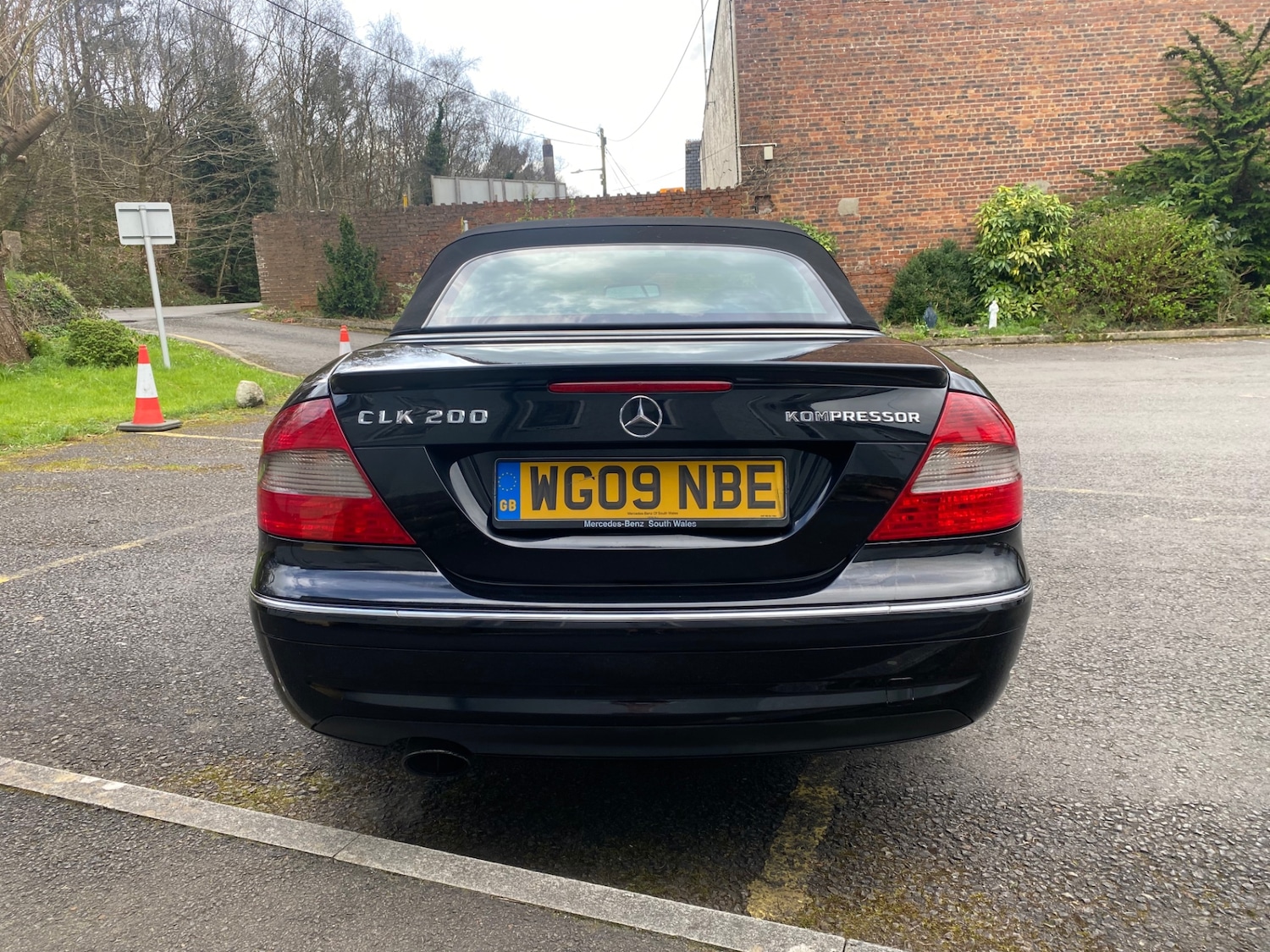 Used Mercedes-Benz CLK 2009 for sale - 77890090: Photo 4